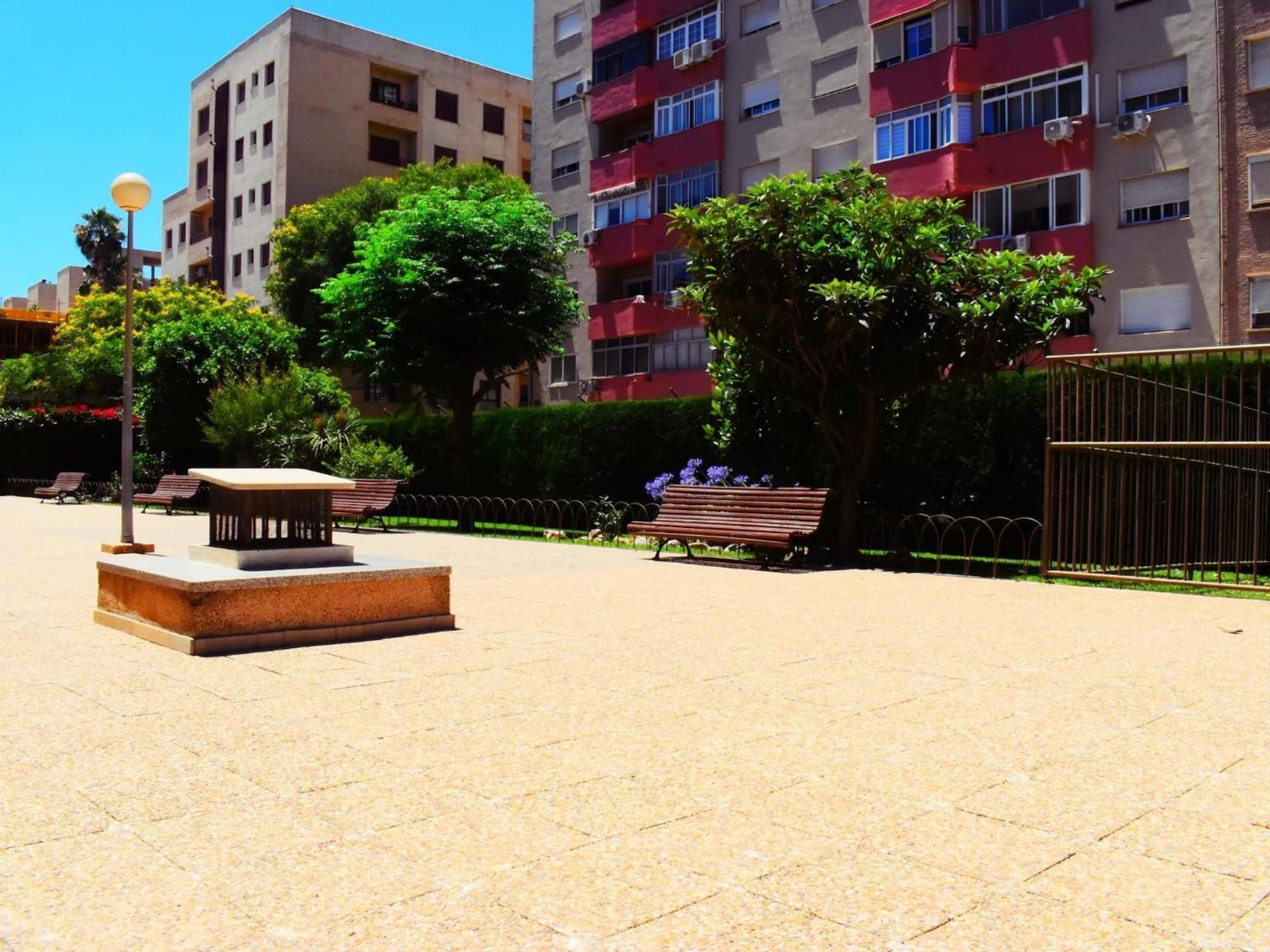 Amplio Y Luminoso Apartamento Cerca Del Centro Y La Playa Con Piscina Y Parking Privado Malaga Exterior photo