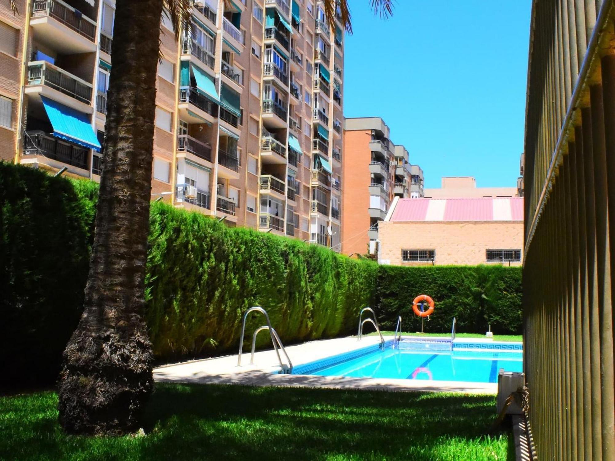 Amplio Y Luminoso Apartamento Cerca Del Centro Y La Playa Con Piscina Y Parking Privado Malaga Exterior photo